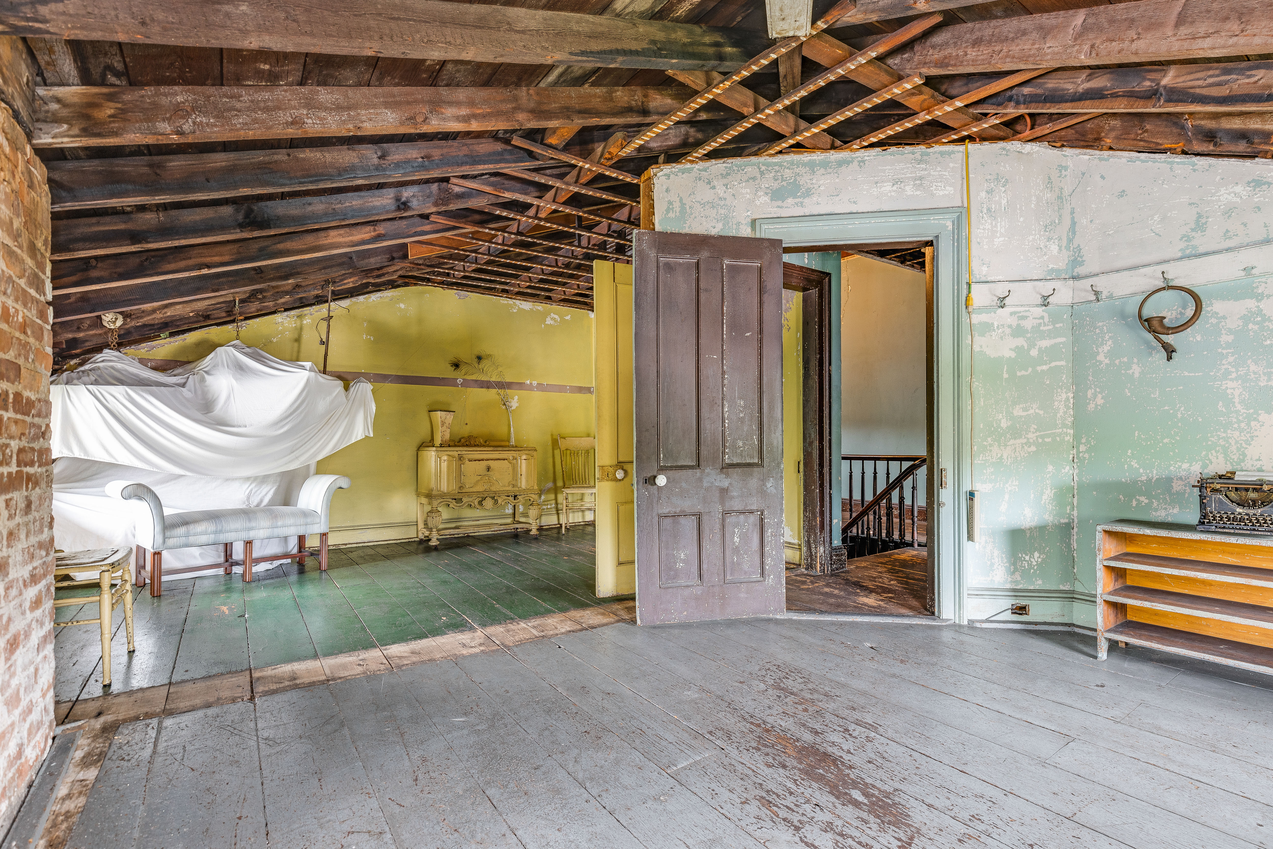 Attic connecting rooms