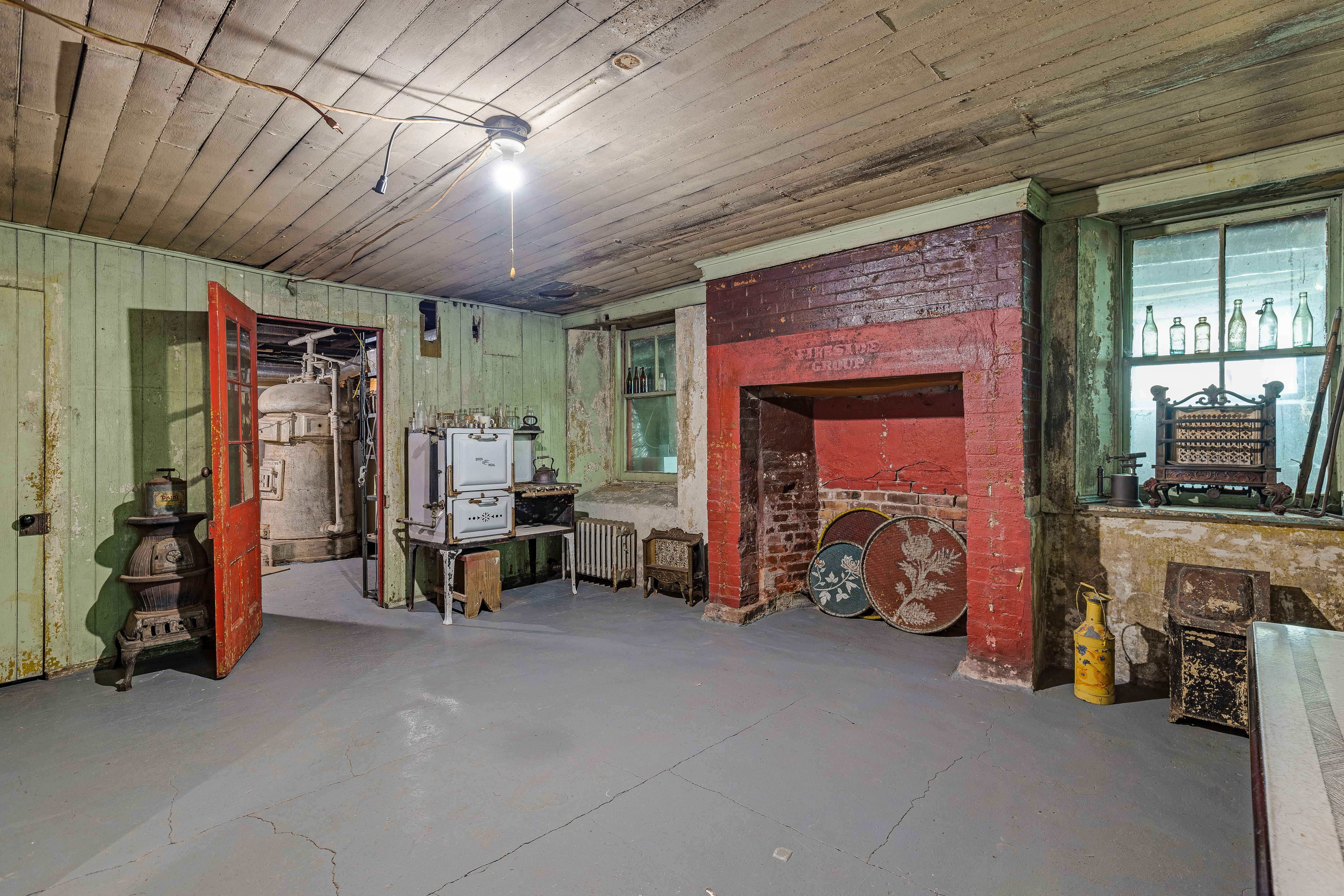 Original kitchen with vintage stove and boiler
